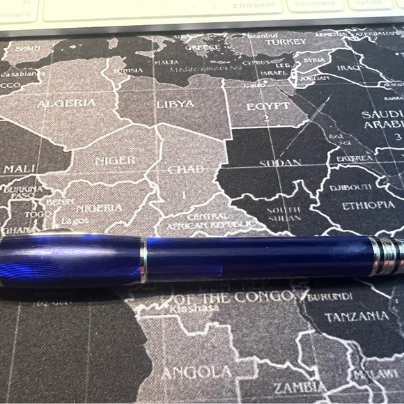 Montblanc pen - Picture 4 of 8